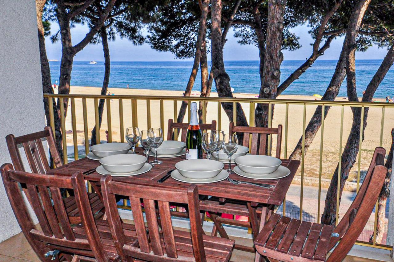 坎布里尔斯Playmar Litoral Costa Dorada - Only Families公寓 外观 照片