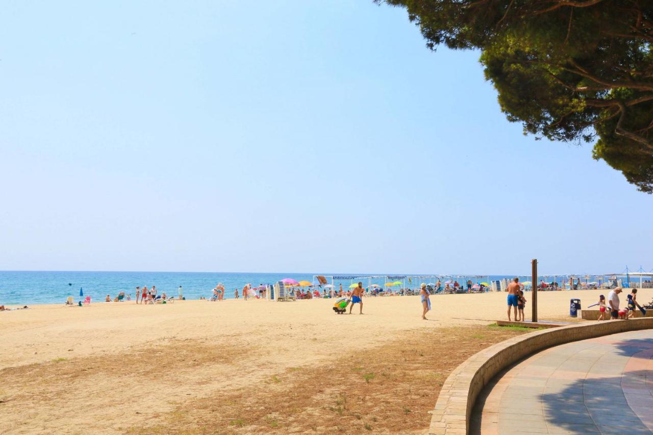 坎布里尔斯Playmar Litoral Costa Dorada - Only Families公寓 外观 照片